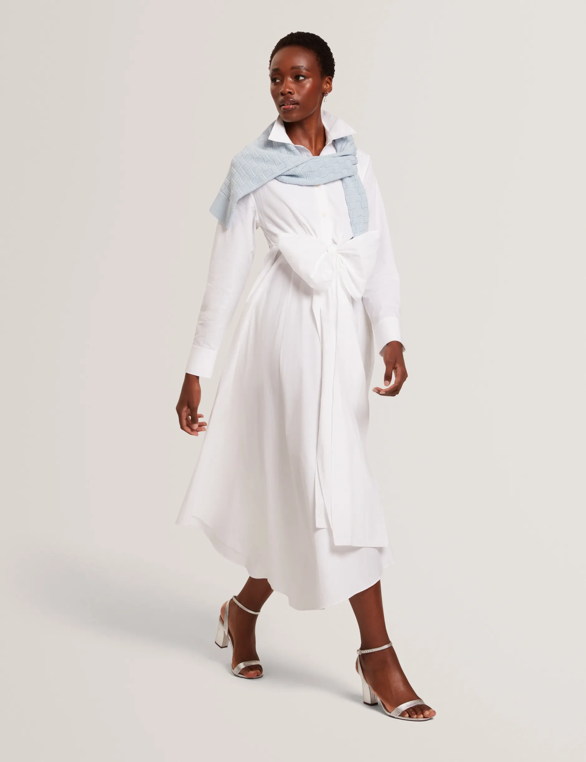 Baumwoll-Wickelkleid mit Cut-Outs, Midi-Länge, Hemdbluse