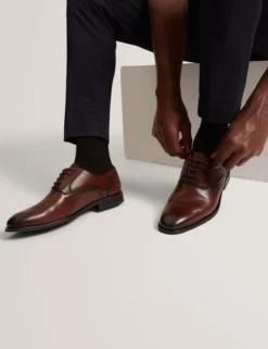 Derby-Schnürschuhe aus Glattleder