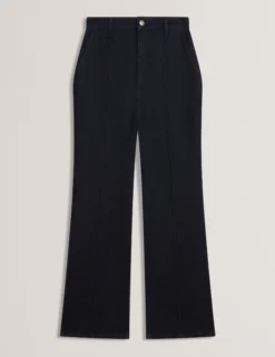 Dunkelblaue Jeans mit Abnähern und ausgestelltem Bein