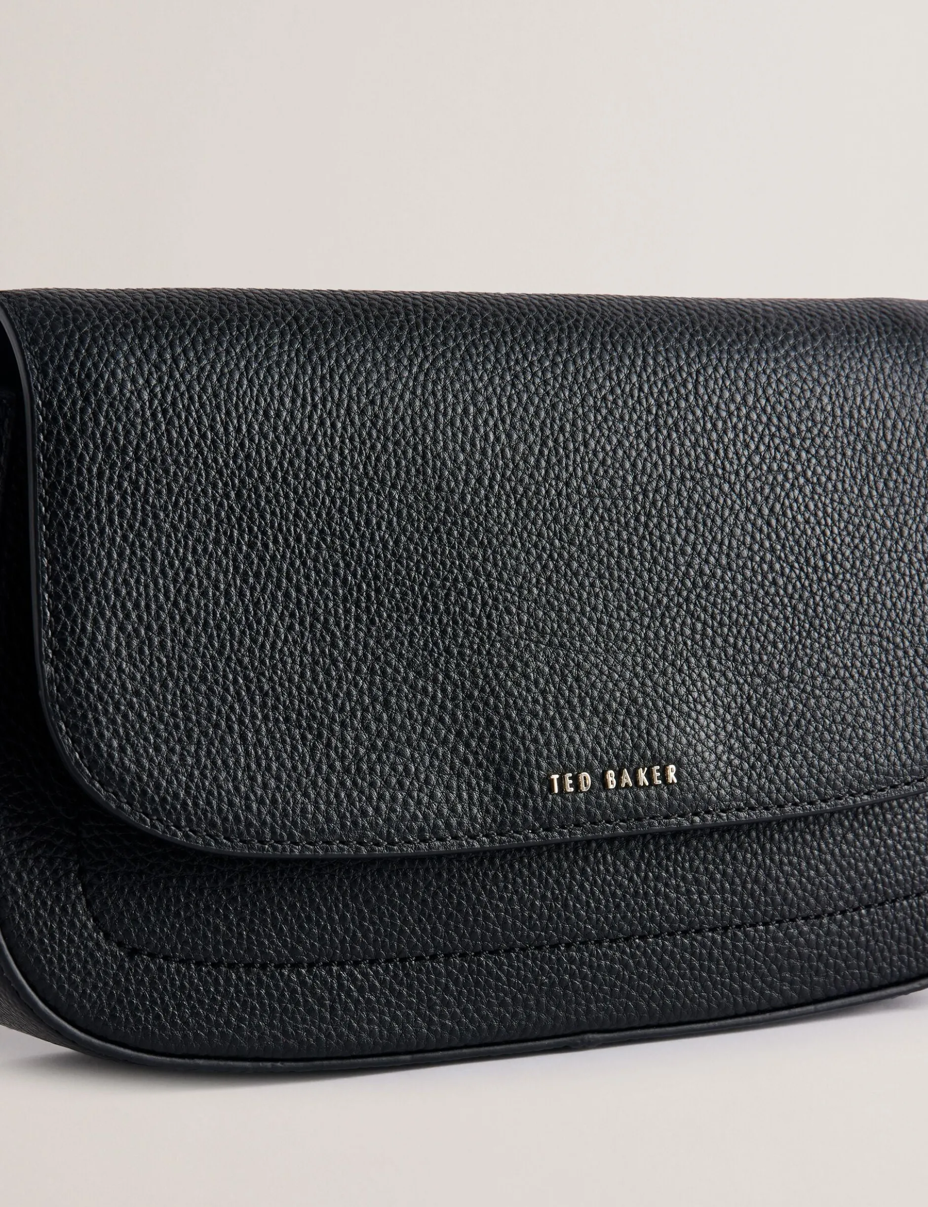 East West Satchel-Tasche aus Ledergewebe
