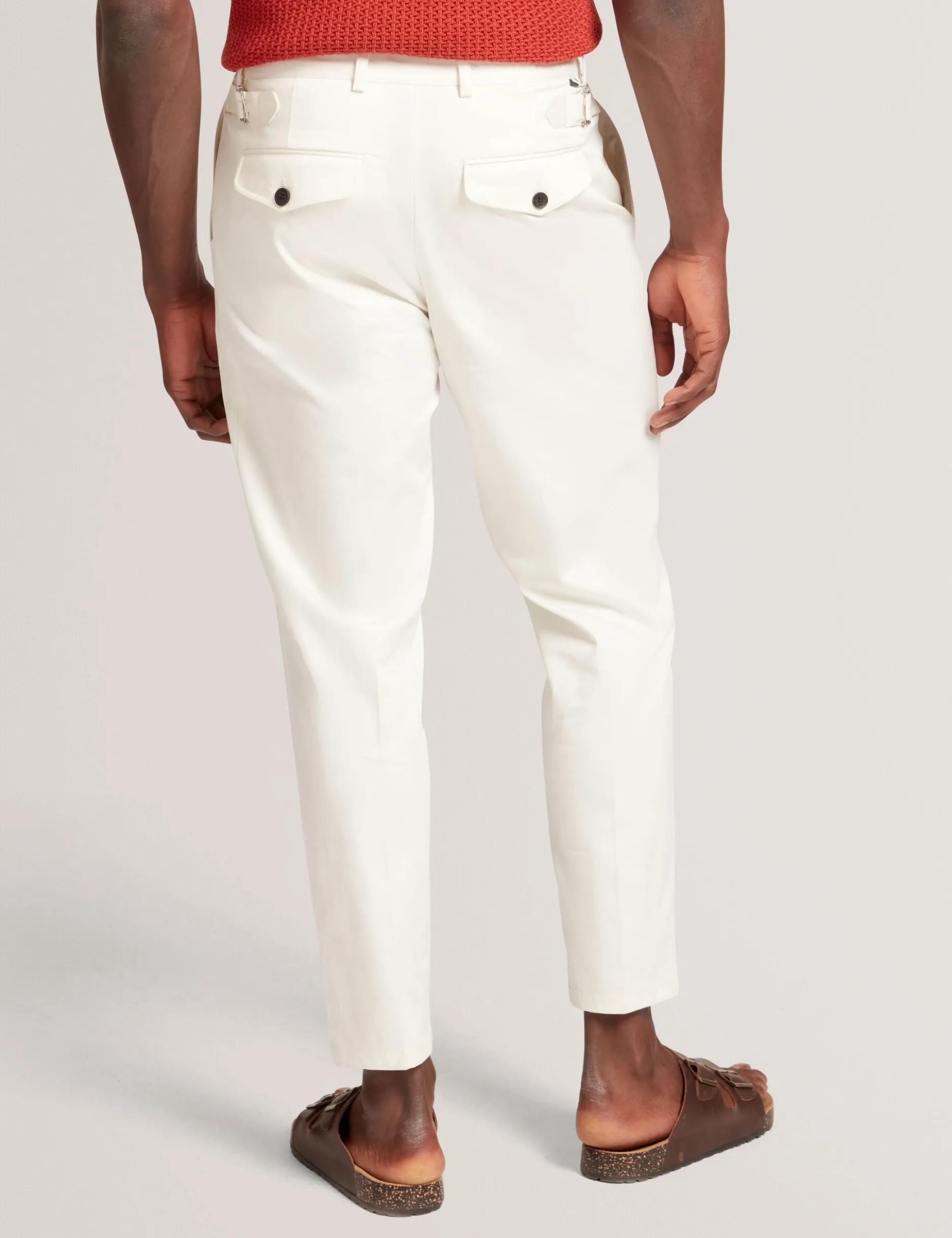Elegante, schmal zulaufende Baumwoll-Stretchhose