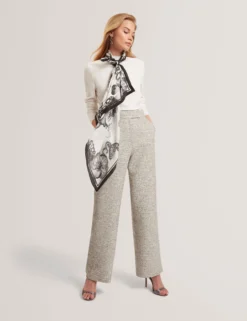 Feinstrickoberteil mit drapierter Satin-Vorderseite