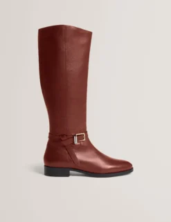 Flache Lederreitstiefel mit Gürteldetail
