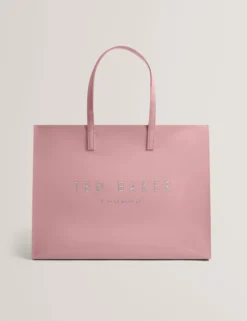 Geknitterte Oversized Icon Tote Bag aus Kunstleder