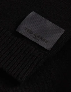 Grobstrickpullover mit Rundhalsausschnitt