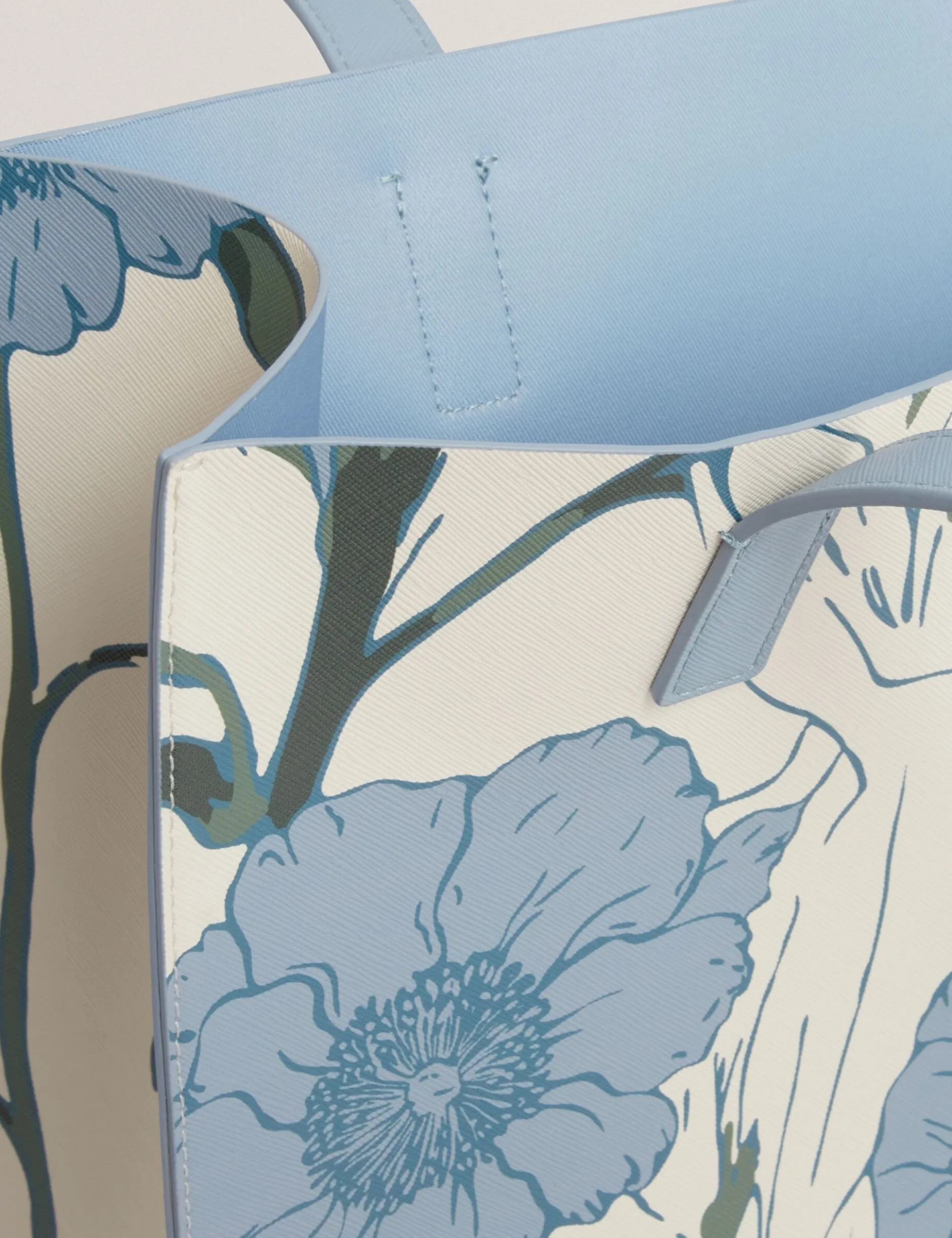 Große Tasche mit Blumenmuster