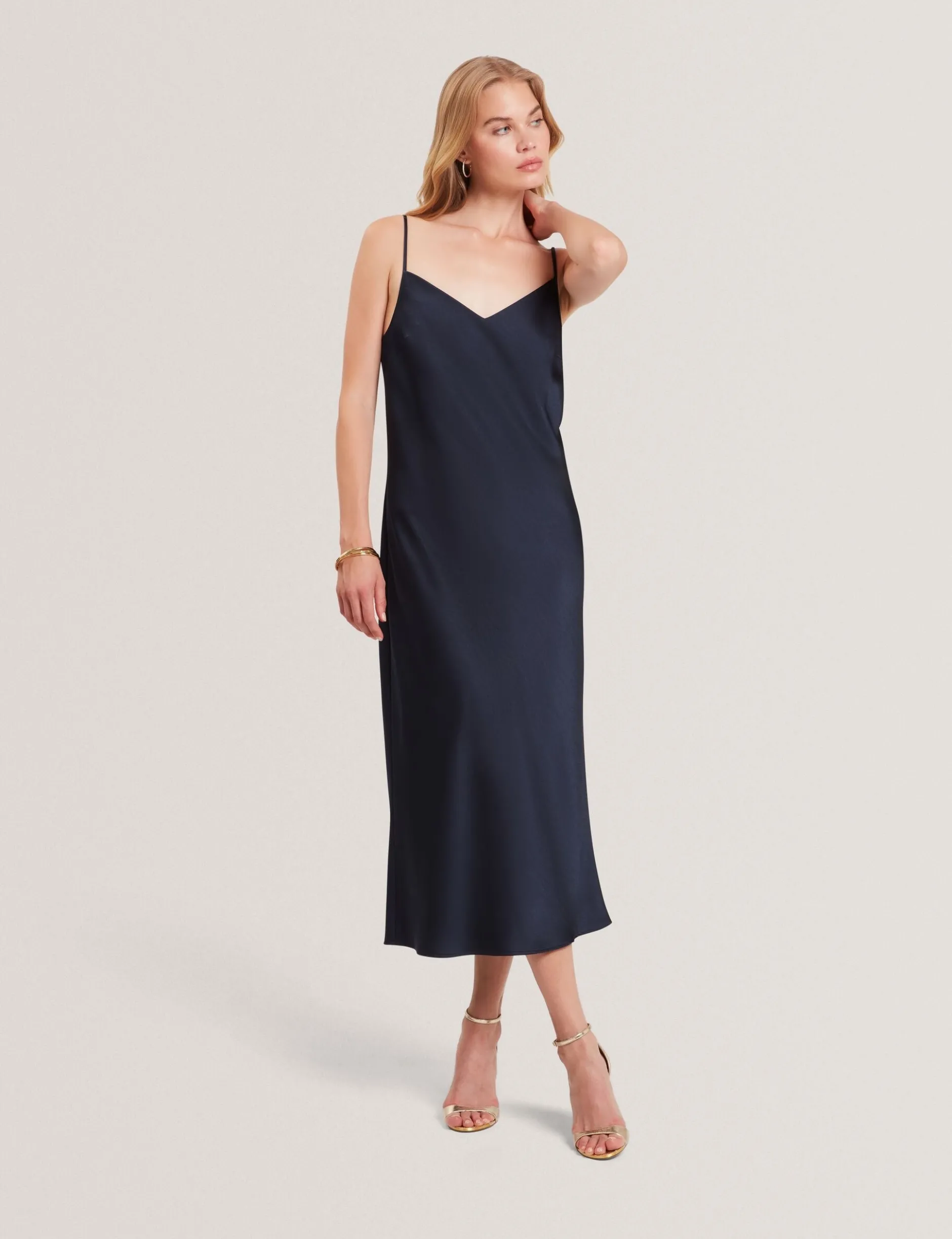 2-in-1 Satin-Unterkleid mit Strickoberteil