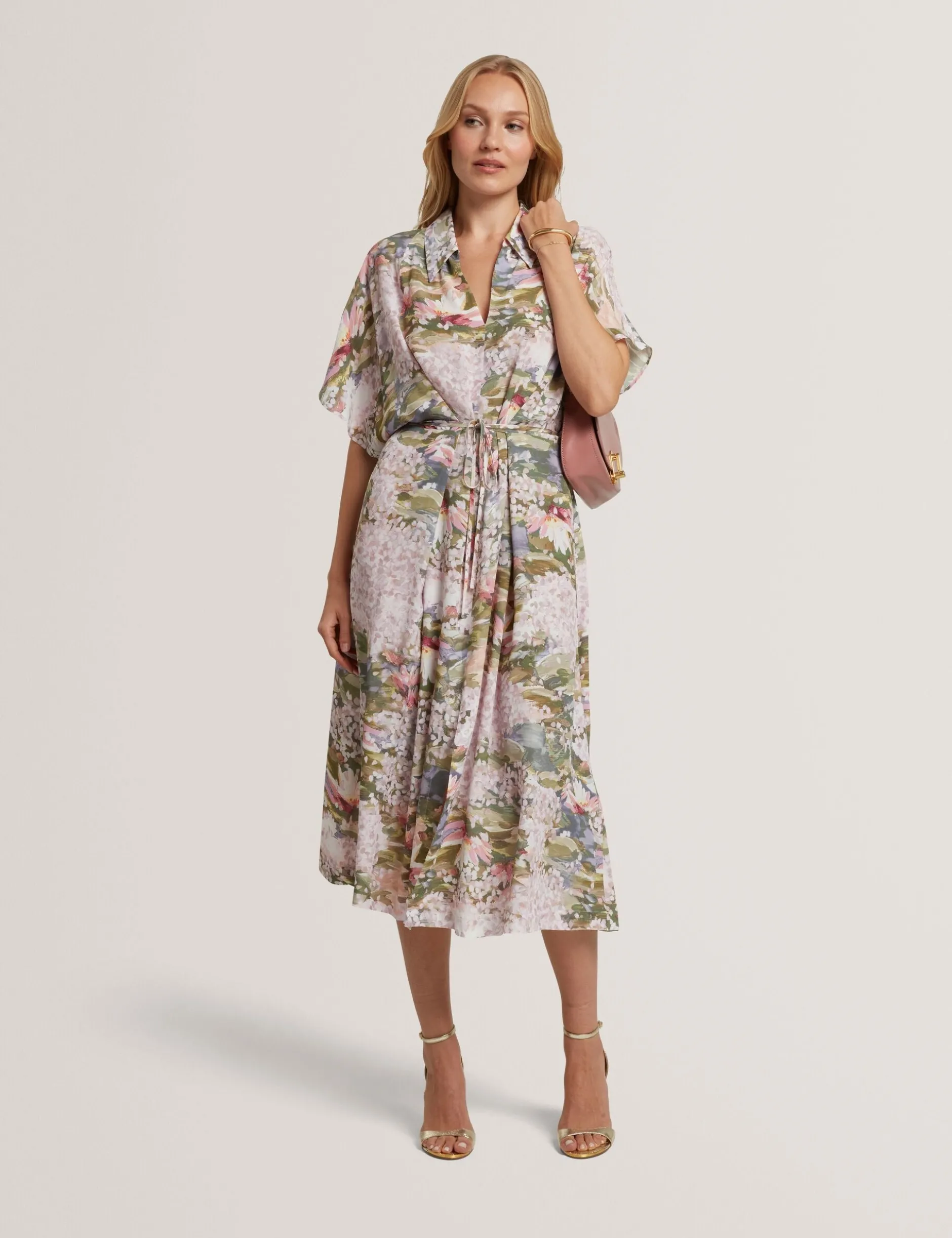 Kurzarm-Hemdkleid mit Seerosenmuster