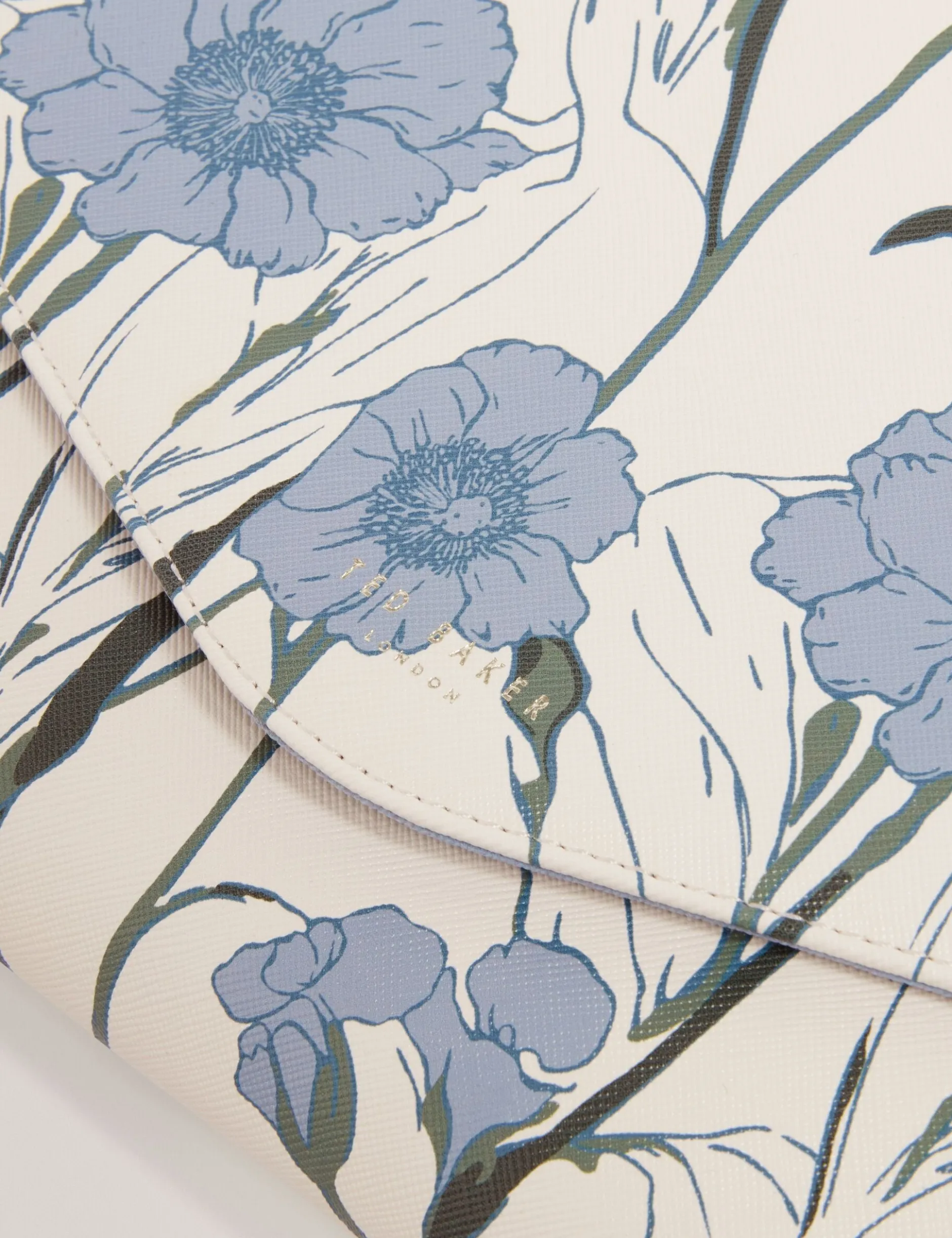 Kuvert-Clutch mit Blumenmuster