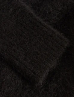 Lässiger Pullover aus gebürsteter Alpakawolle