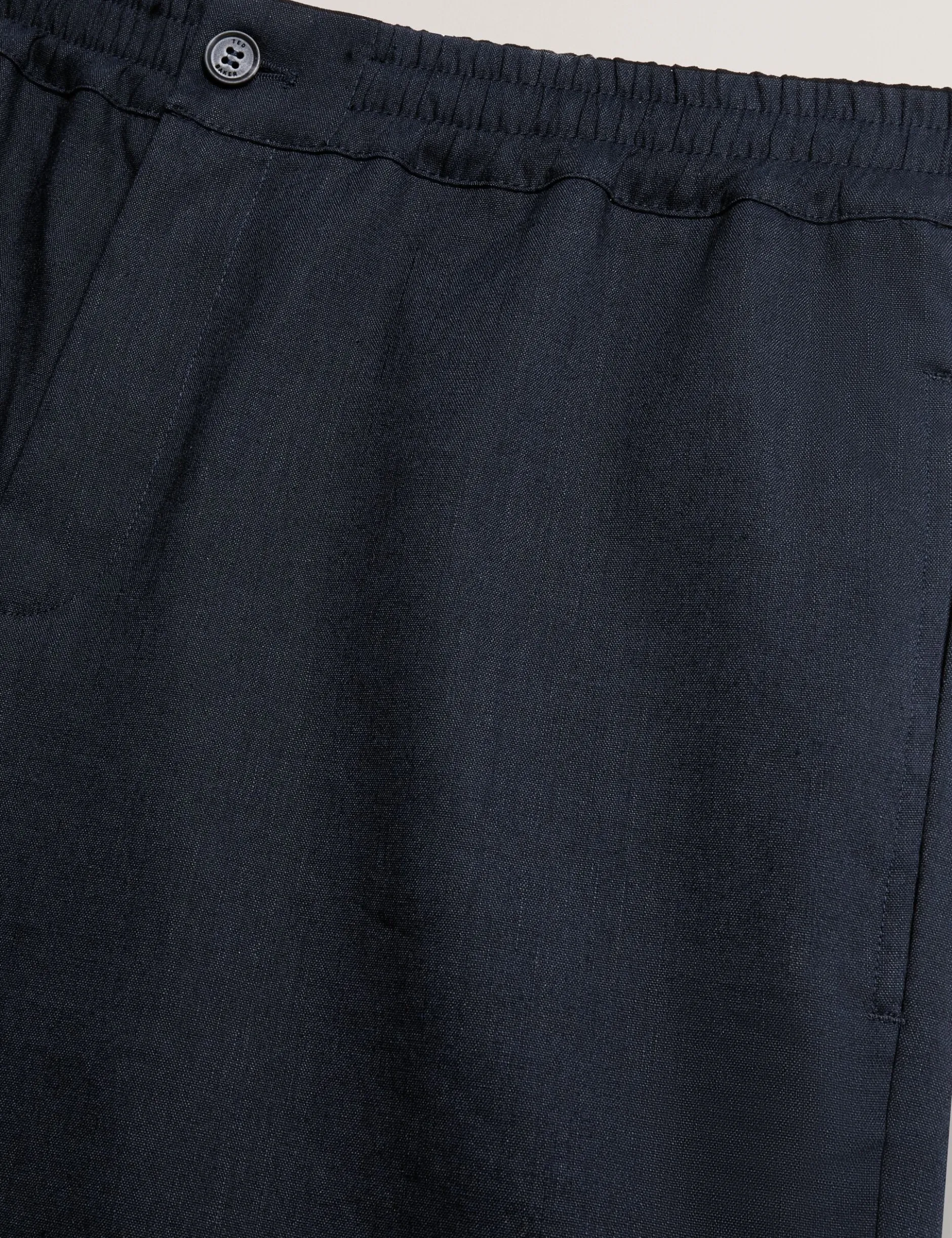 Lässige Shorts aus Leinenmischgewebe mit elastischem Bund