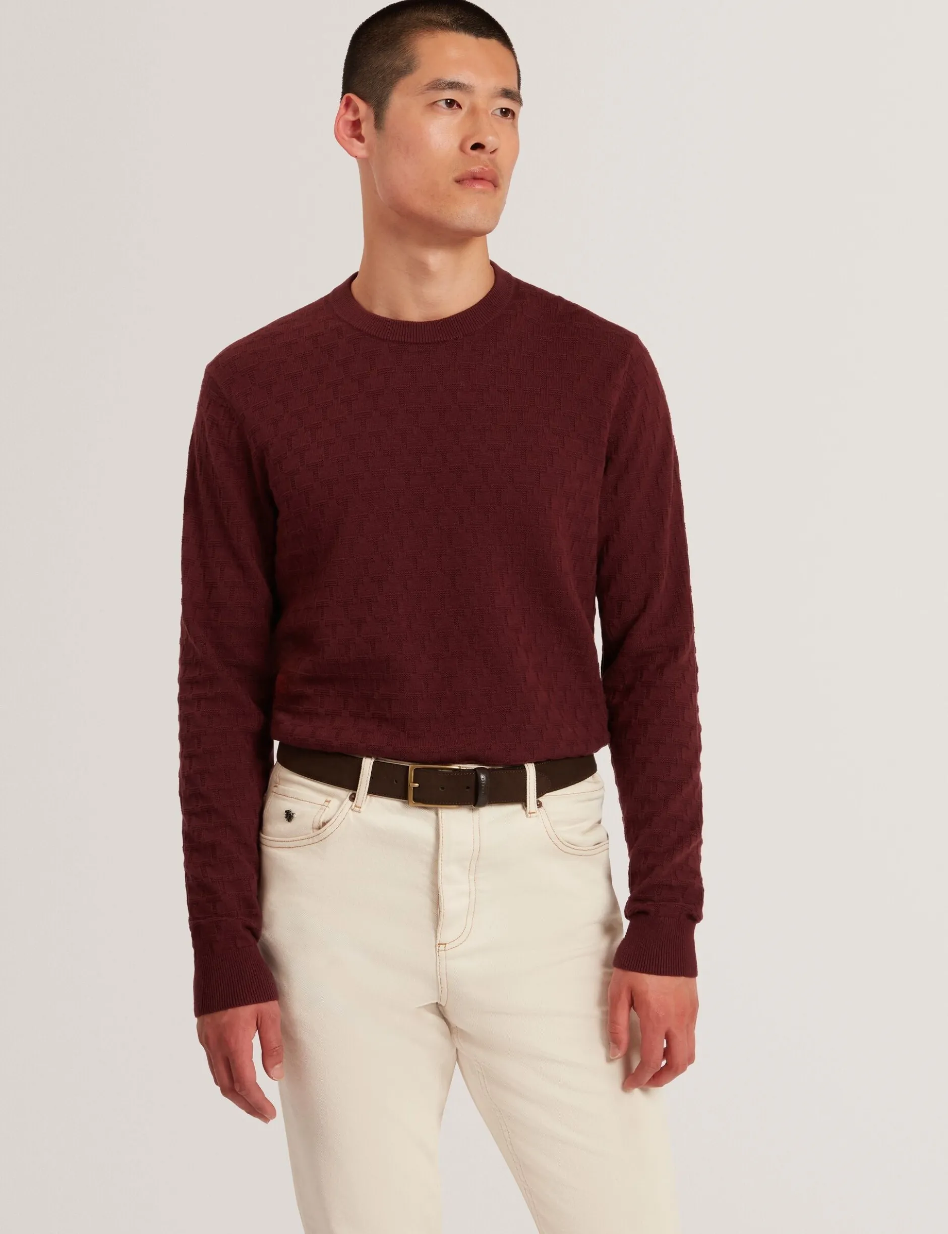 Marken-Pullover mit Rundhalsausschnitt und Struktur