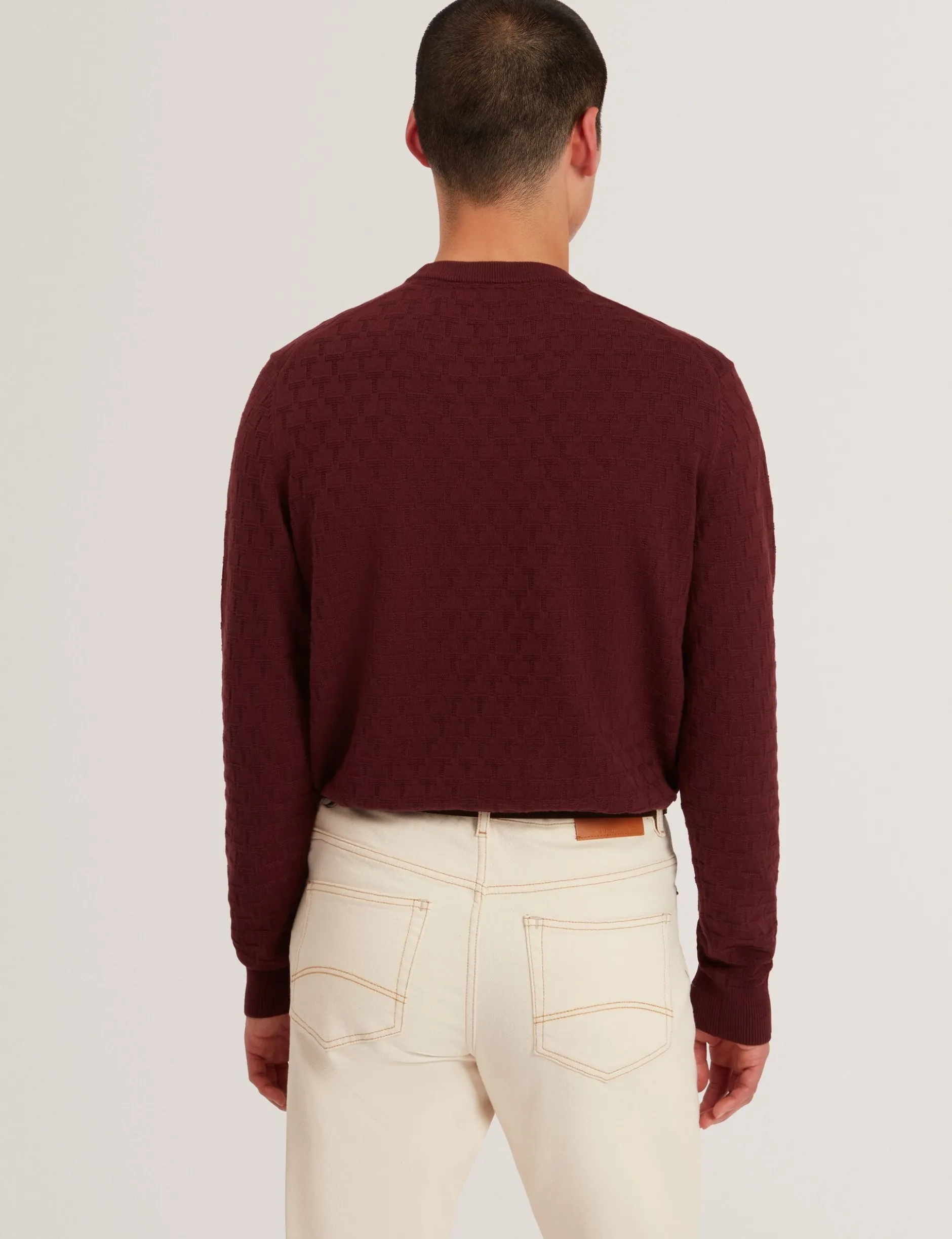 Marken-Pullover mit Rundhalsausschnitt und Struktur