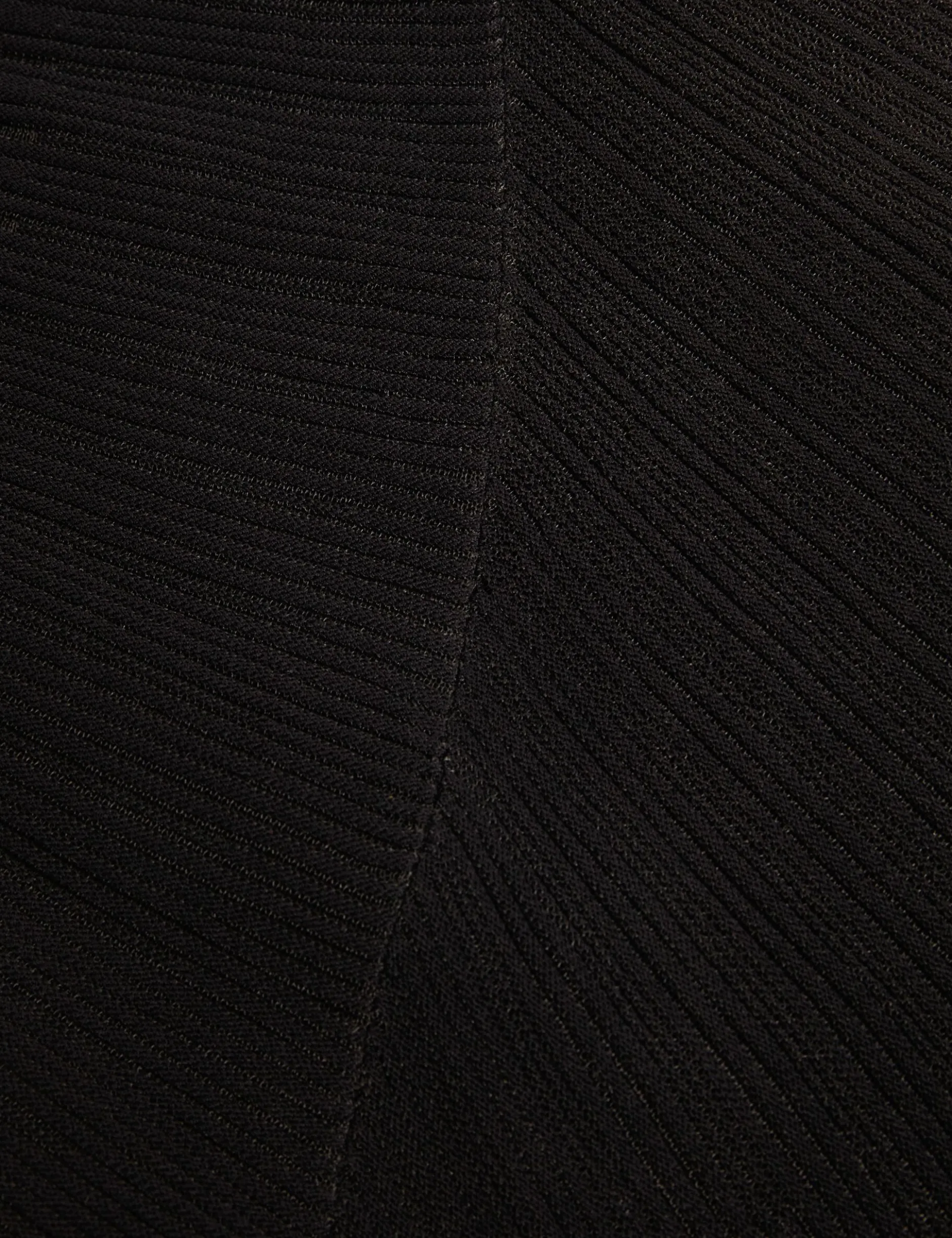 Maxikleid aus Strick mit transparenten Details und langen Ärmeln
