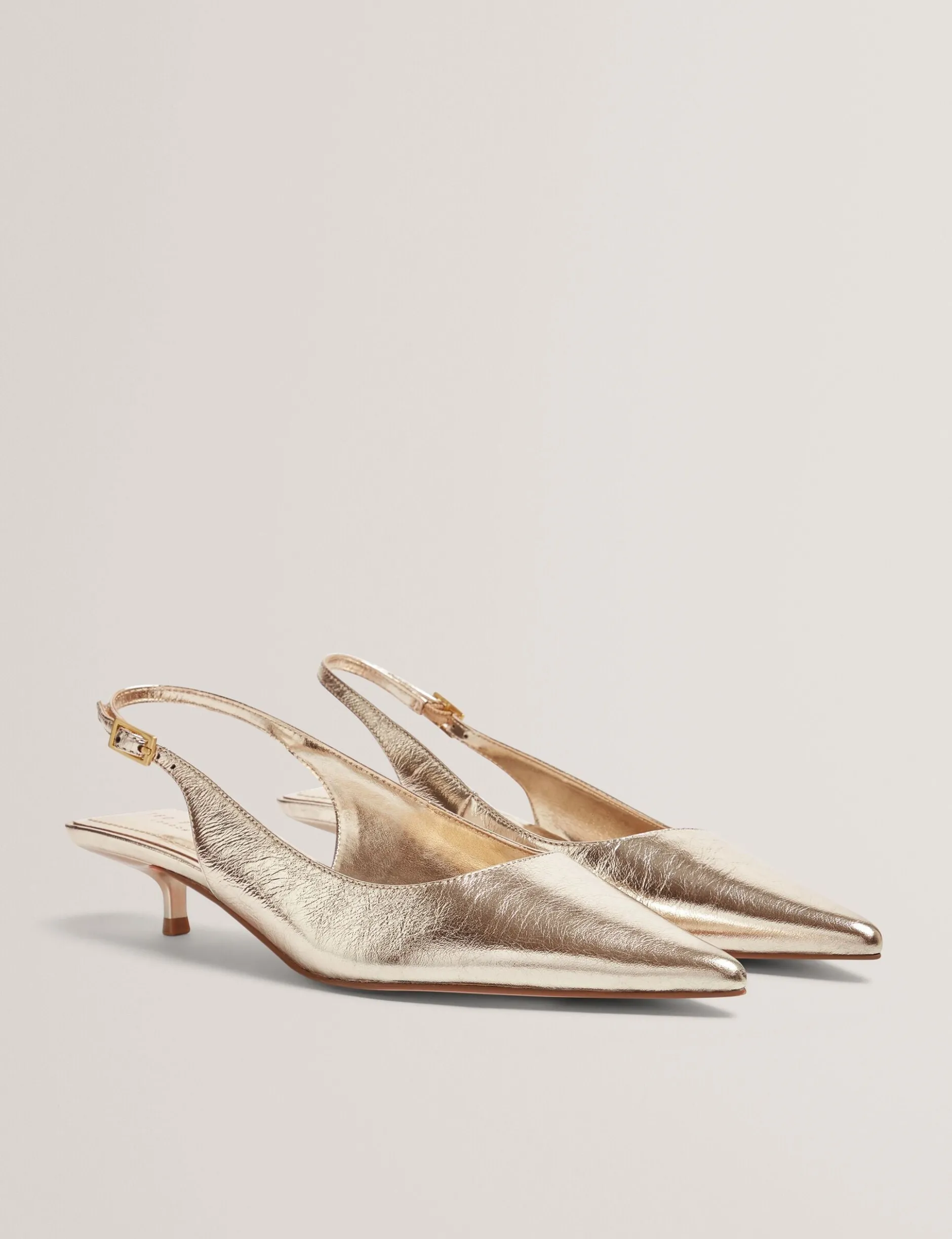 Metallic-Leder-Slingback-Schuhe mit Kitten-Heel