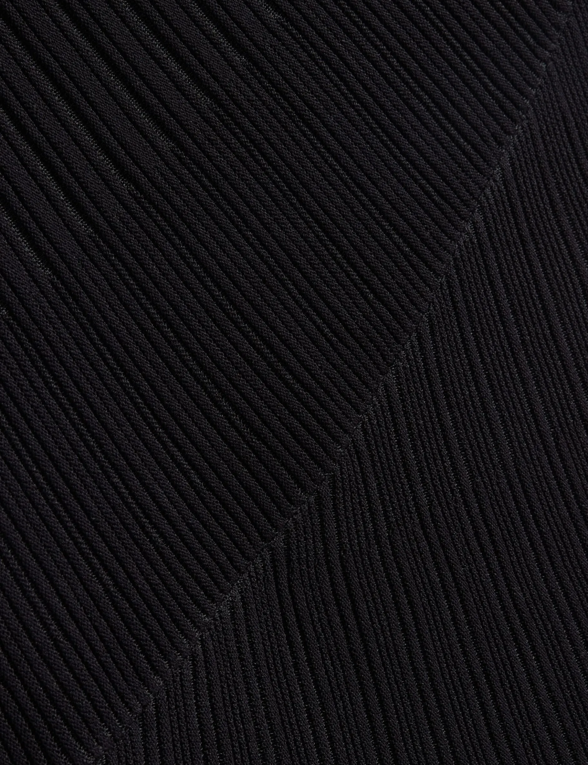 Midaxi-Kleid aus strukturiertem Strick mit transparenten Details