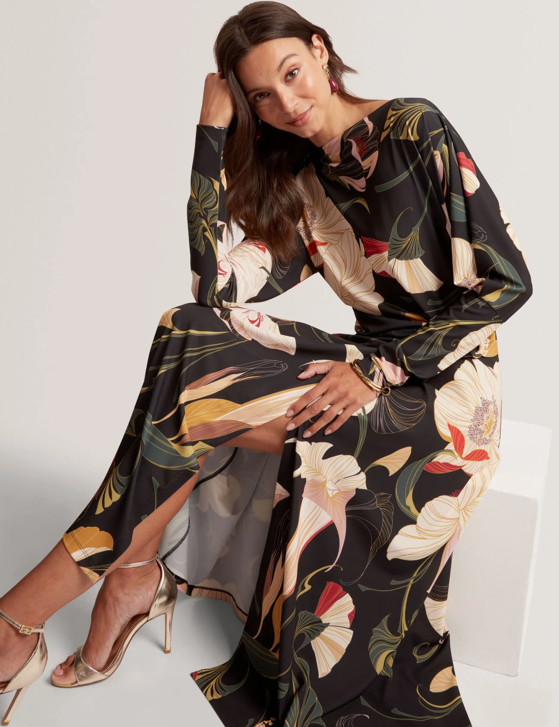 Midikleid mit Wickeloptik und Blumenmuster