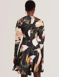 Minikleid mit Wickeloptik und Blumenmuster