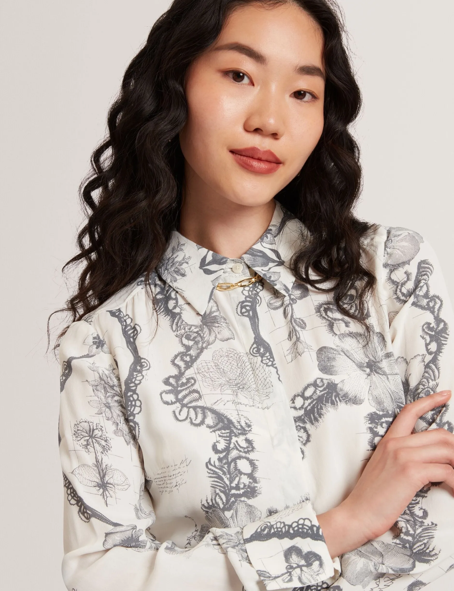 Nottingham Midi-Hemdkleid mit Spitzenprint
