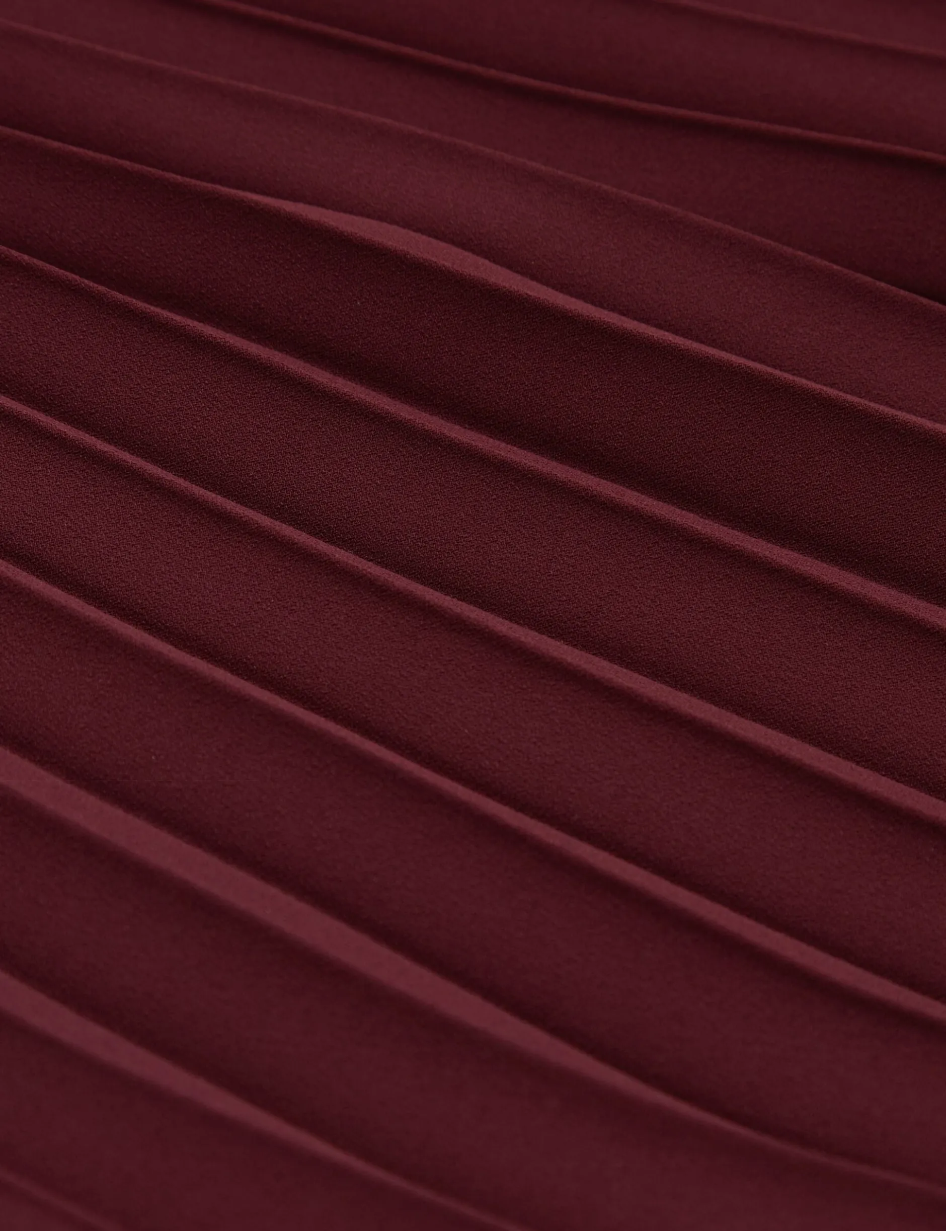 Plissiertes A-Linien-Minikleid mit kurzen Ärmeln