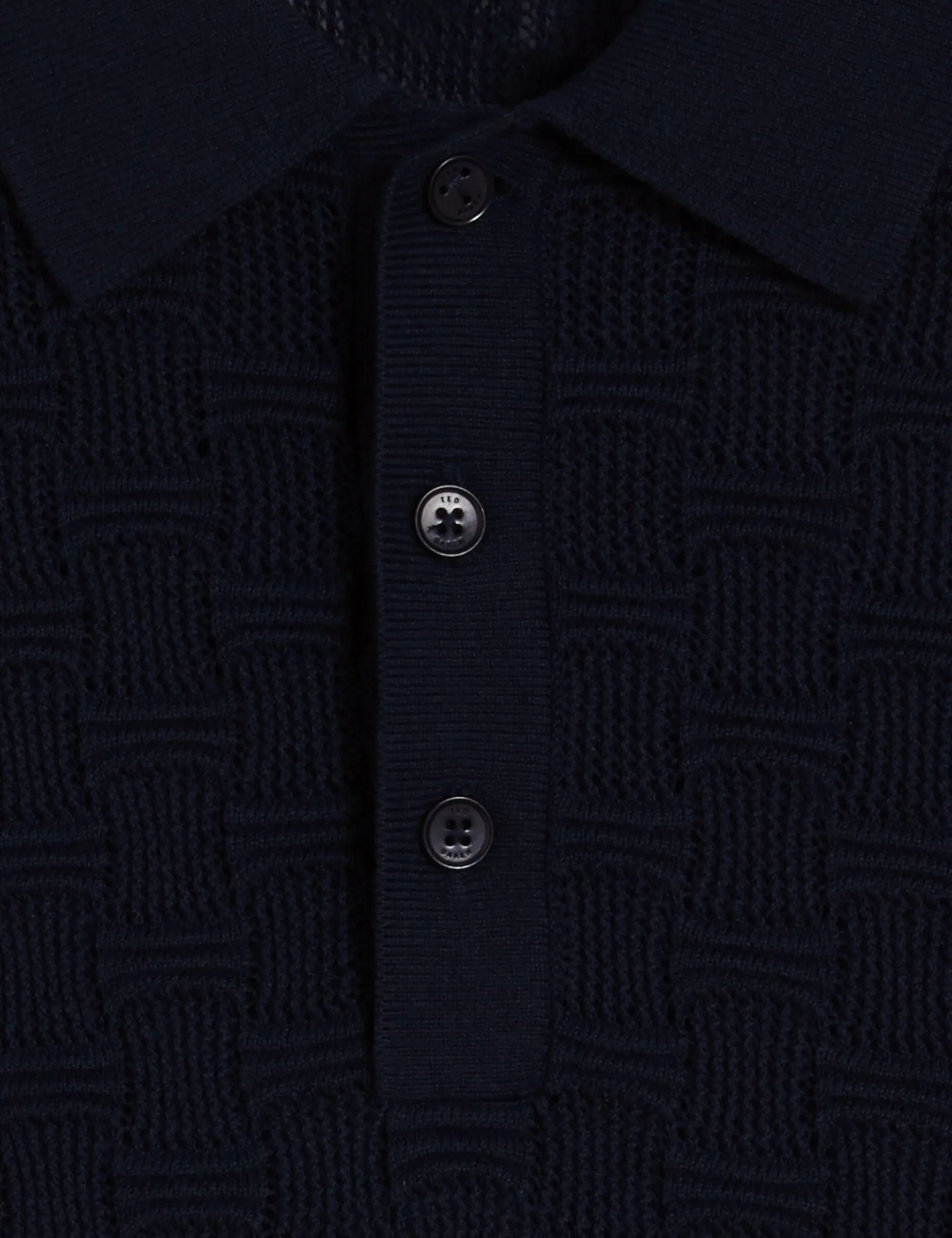 Poloshirt aus strukturiertem Strickgewebe aus Seide und Baumwolle