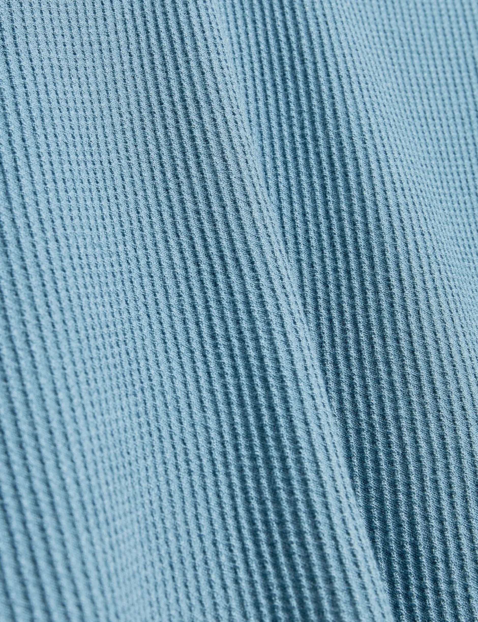Poloshirt mit Rippstrick und offenem Halsausschnitt