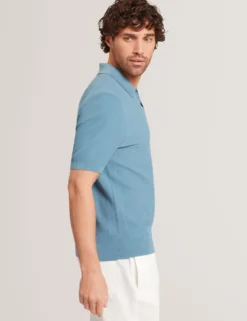 Poloshirt mit Rippstrick und offenem Halsausschnitt