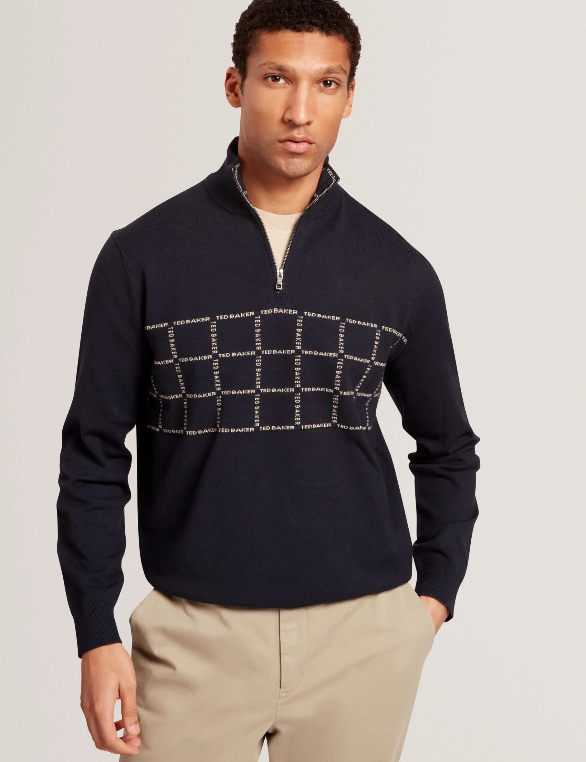 Pullover mit halben Reißverschluss und Karomuster