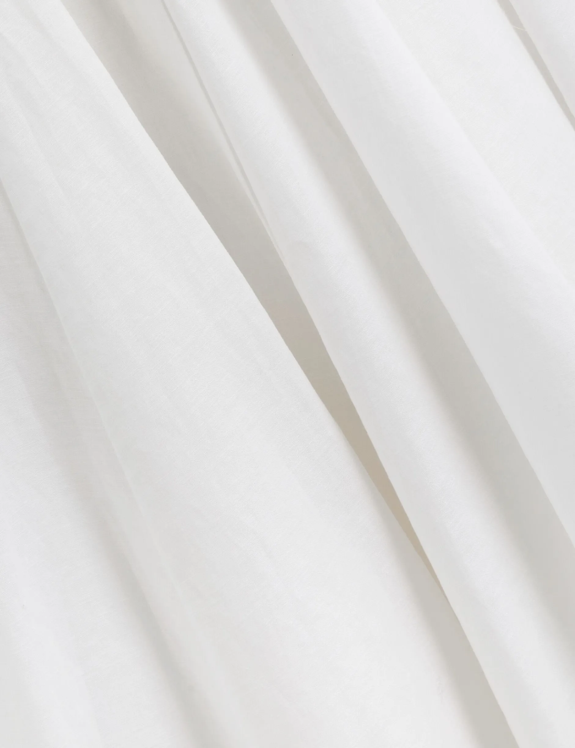 Ärmelloses Midikleid aus Leinen-Baumwoll-Mischgewebe mit Einsätzen
