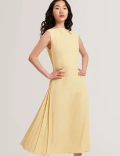 Ärmelloses Midikleid mit Faltendetails