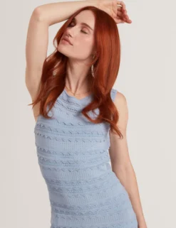 Ärmelloses Strick-Midikleid mit Wellenkante