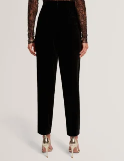 Samthose mit schmal zulaufendem Bein