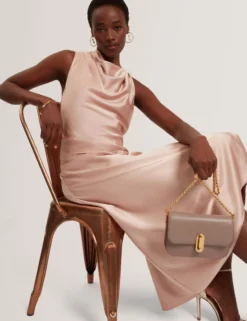 Satin-Midikleid mit hohem Wasserfallausschnitt