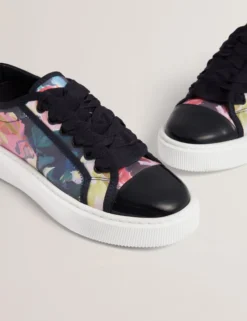 Satin-Plateau-Sneaker mit Blumenmuster