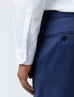 Satin-Stretch-Baumwollhemd, schmal geschnitten