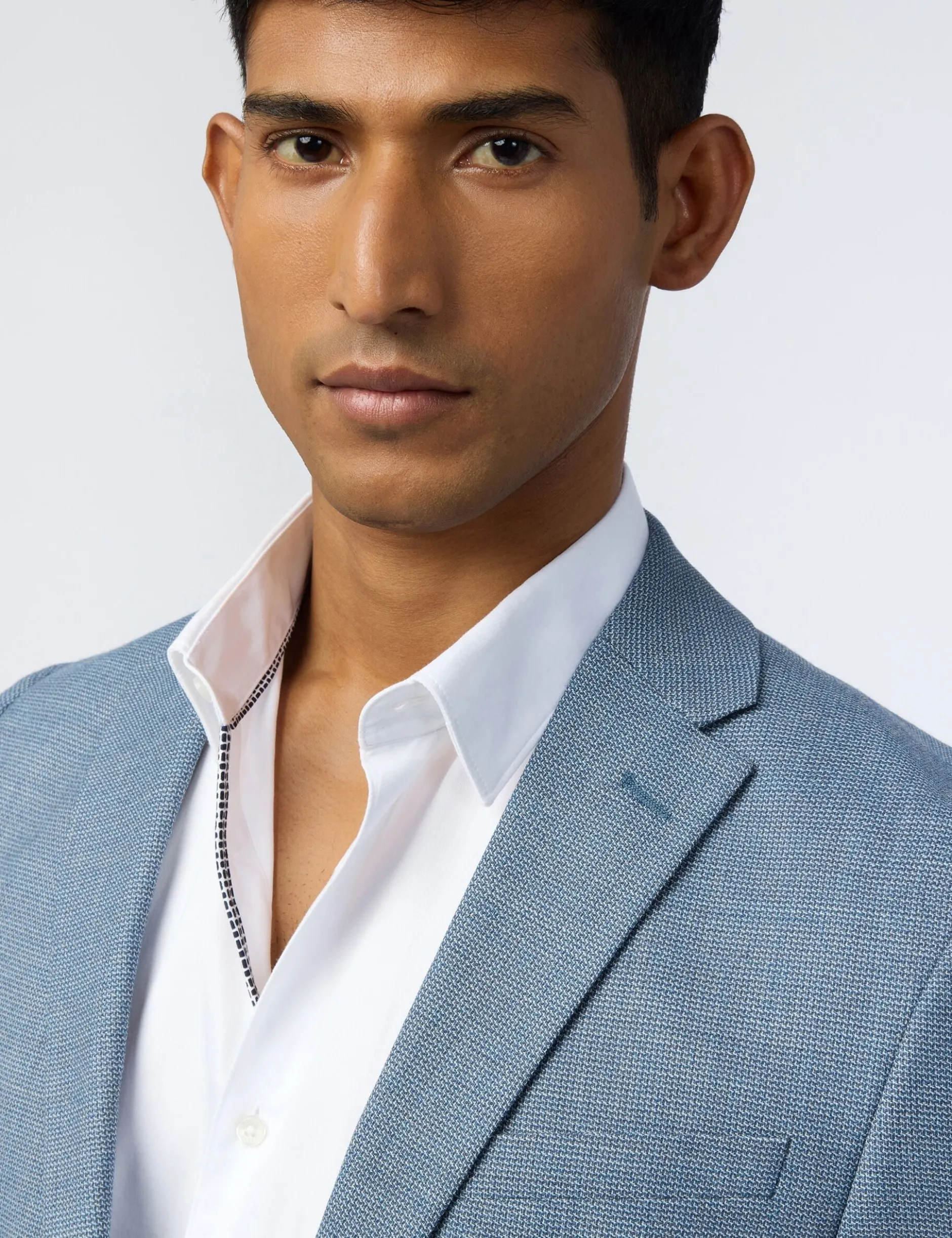 Schmal geschnittener Blazer aus Hopsack-Wolle