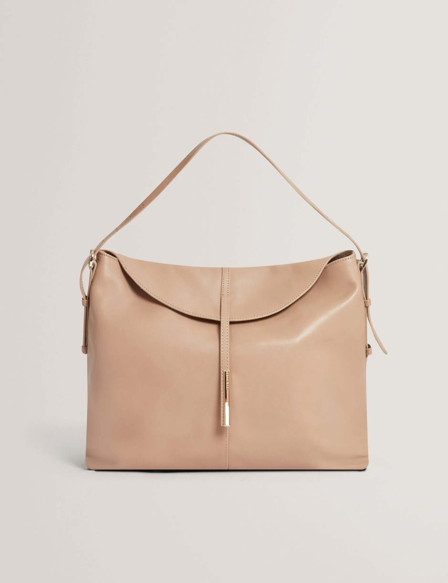 Schultertasche aus Leder mit Bar-Detail