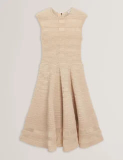Skaterkleid aus metallisch schimmerndem Strick mit transparentem Einsatz