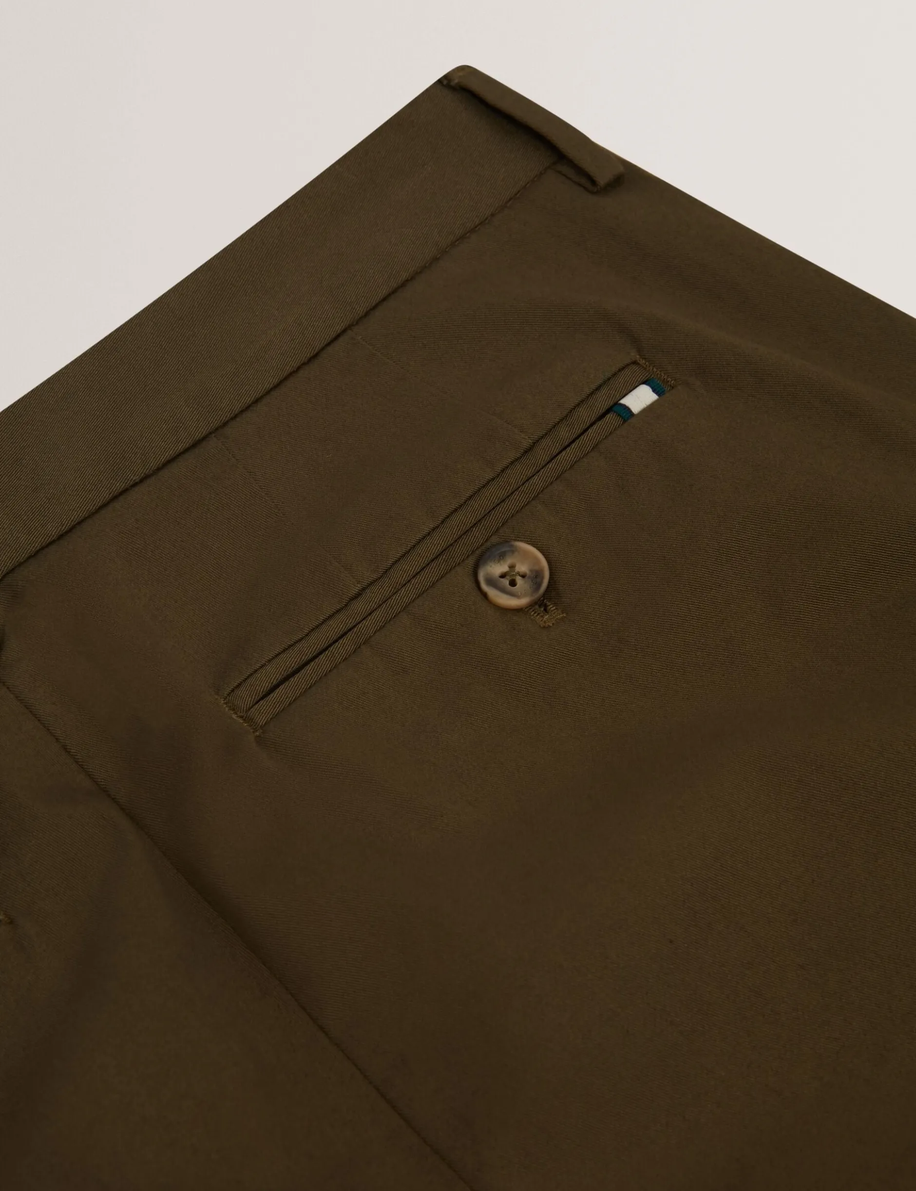 Slim Fit Chinos aus Stretch-Baumwolle