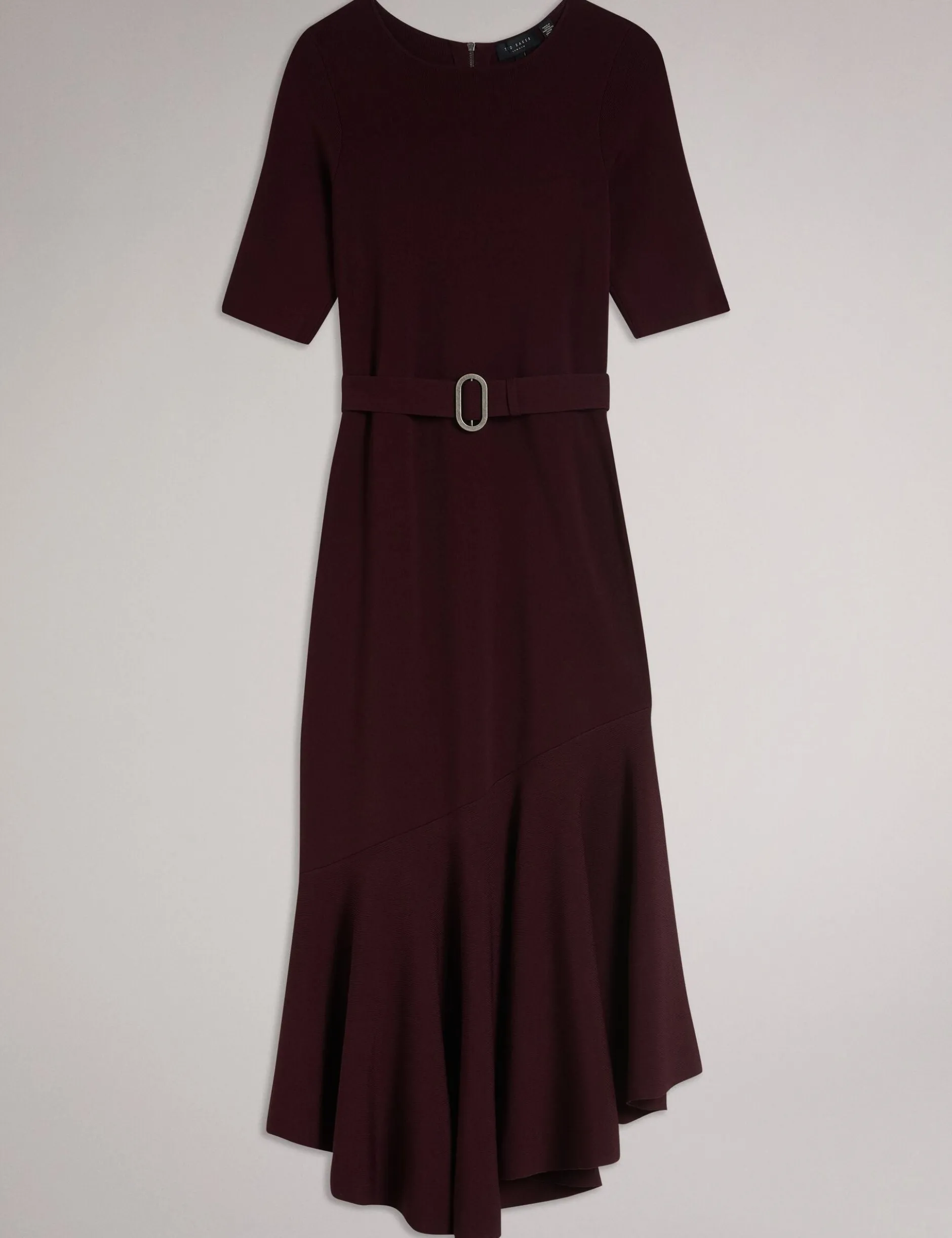 Strickkleid in Midi-Länge mit ausgestelltem Saum und Gürtel