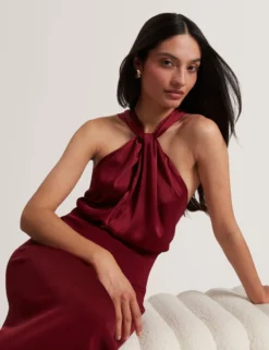 Strickkleid mit Twist-Ausschnitt, Midi-Länge