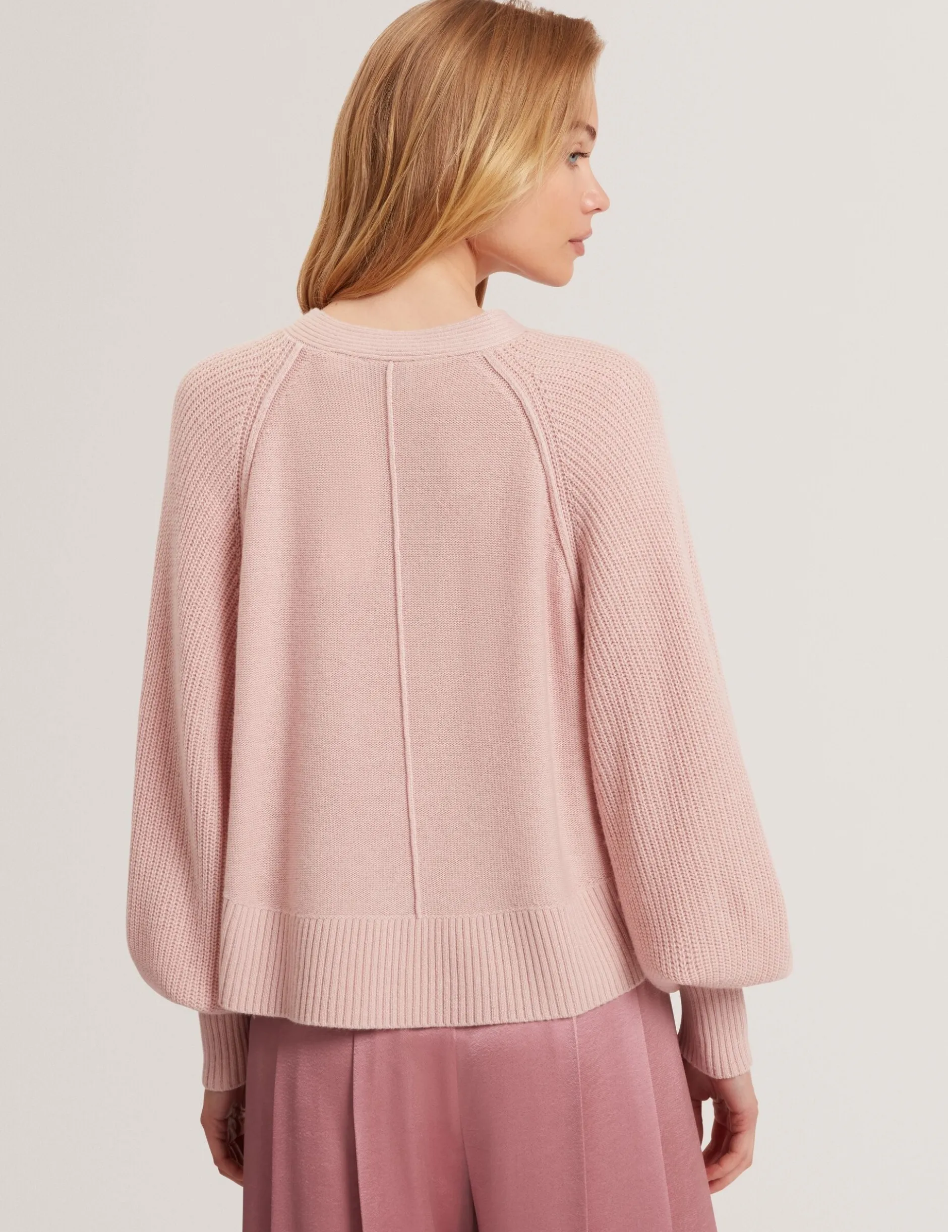 Strickpullover aus Merinowolle mit Ballonärmeln