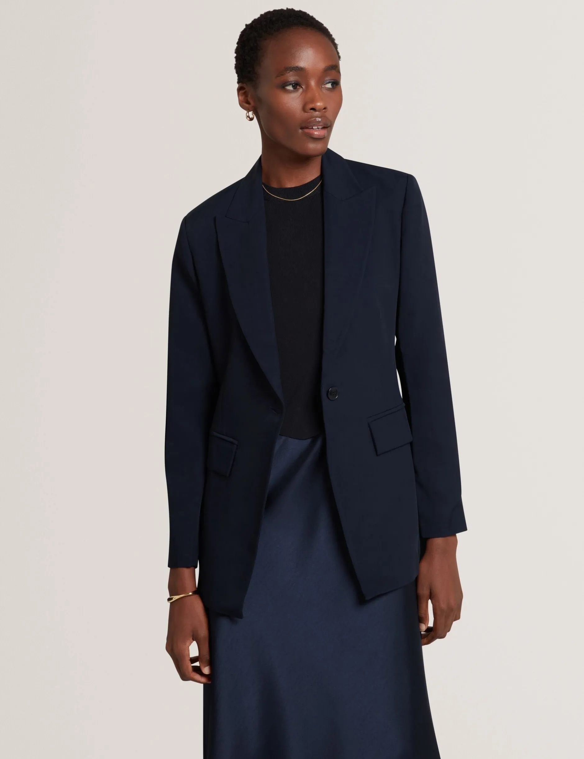 Taillierter Blazer aus Wollmischgewebe