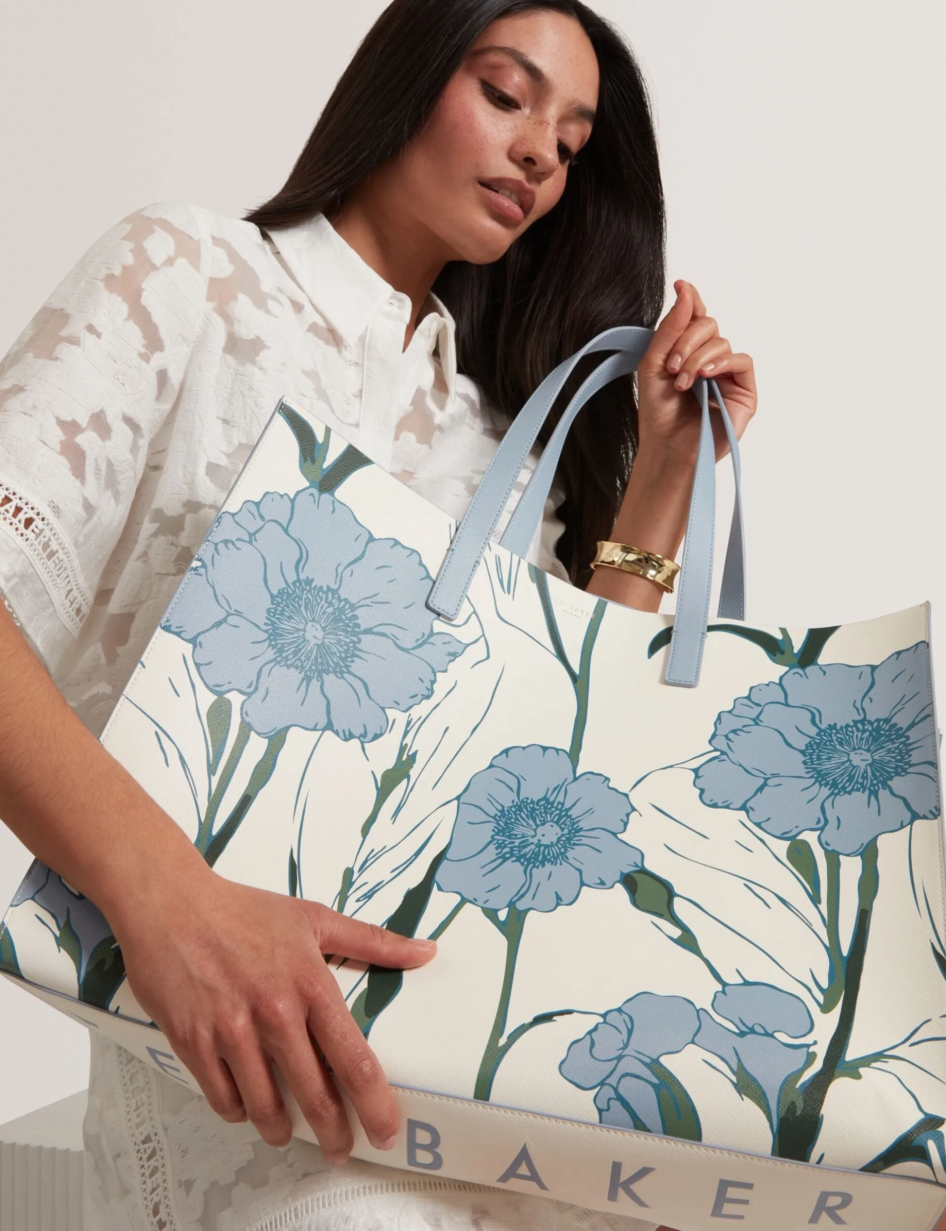 Tasche mit Blumenmuster (breite Ausführung)