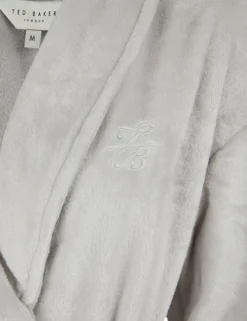 Weiches Fleece-Gürtelkleidchen