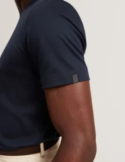 Weiches T-Shirt mit Rundhalsausschnitt