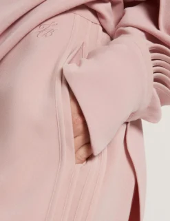 Weite Schlupfhose mit Paspeldetails