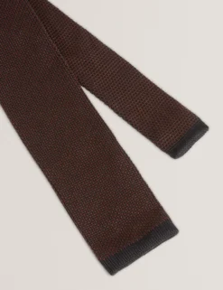 Zweifarbige, strukturierte Strickkrawatte